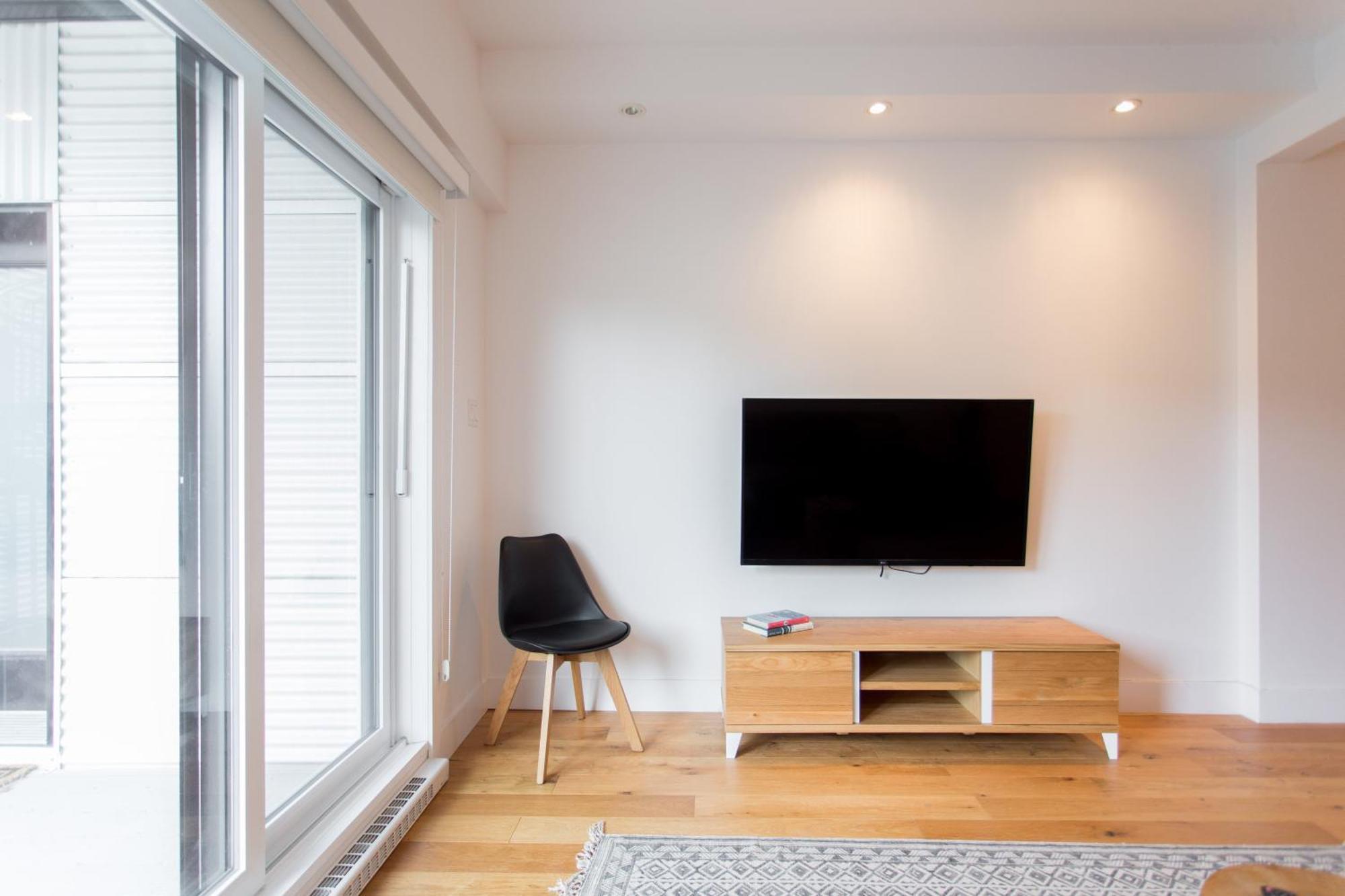 Hip, Stylish Apartment In Little Italy By Den Stays A Montréal Zimmer foto