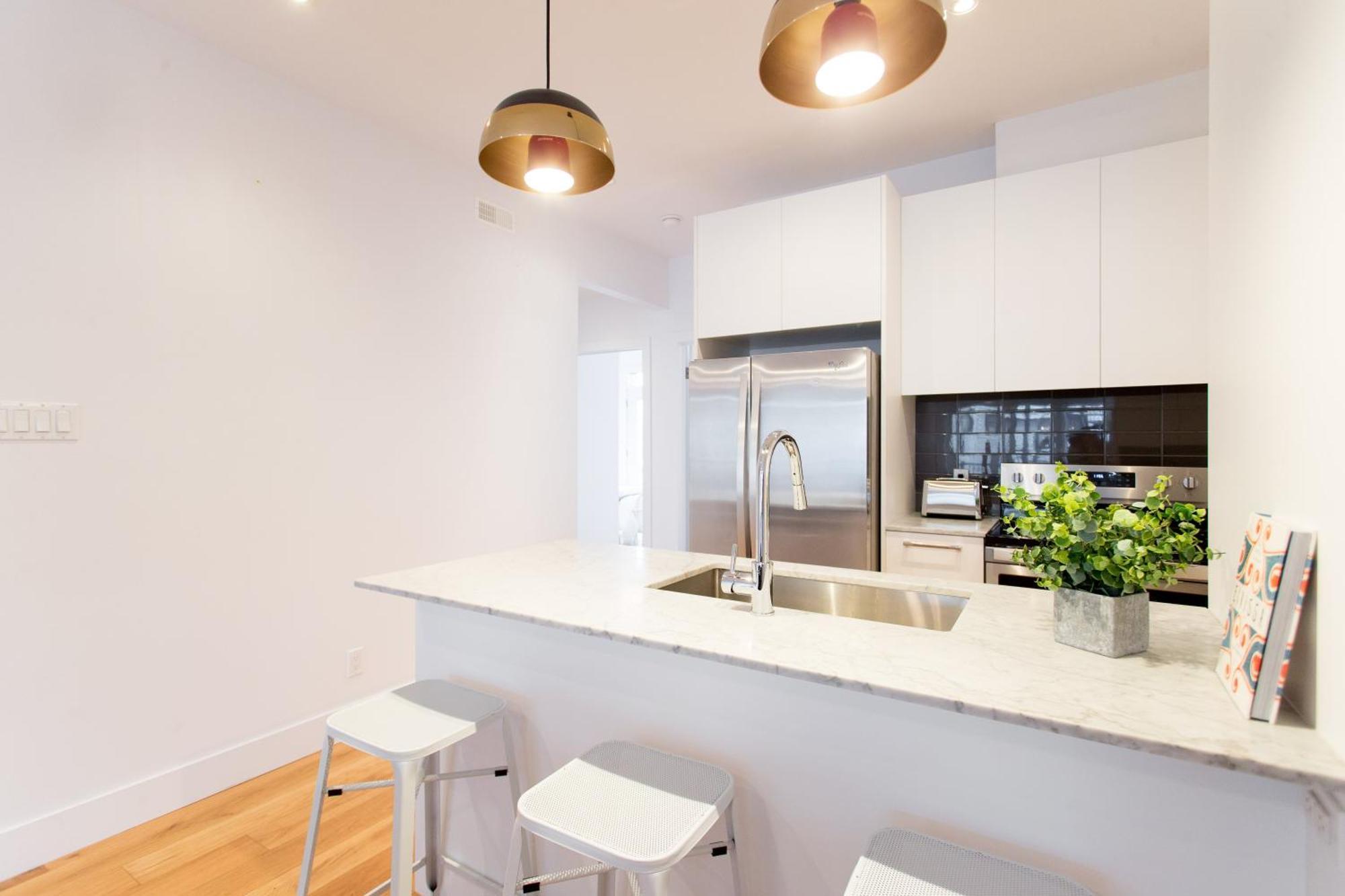 Hip, Stylish Apartment In Little Italy By Den Stays A Montréal Exterior foto